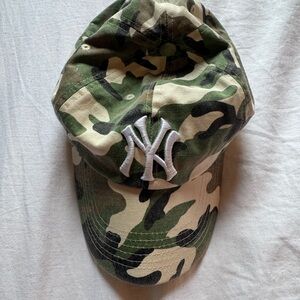 New York Yankees Camouflage Cap